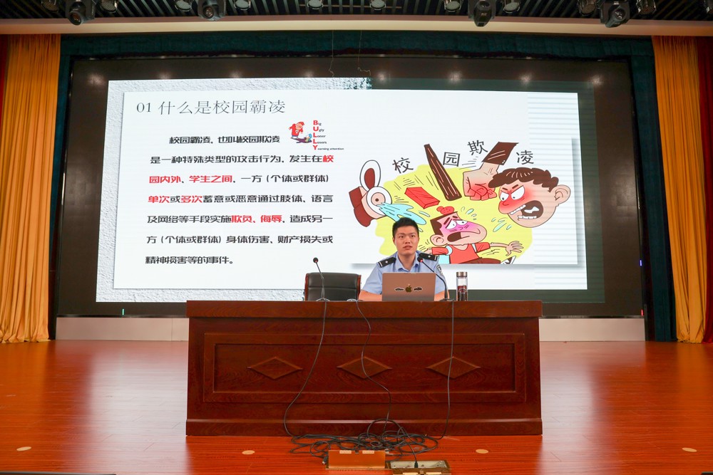 c3eae4ef8d444cc8aa58994a417299ed.jpg