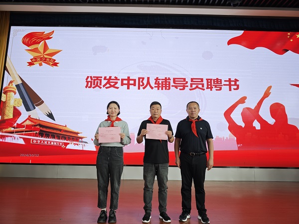 aac637cfcf5a45358ffcaca036766ae3.jpg